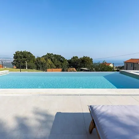 Holiday home Askim Prestige Aria Matulji